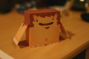 Petit monstre de papier