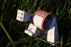 IMG_3033wbe Ye bot papertoy
